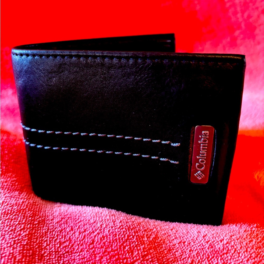 Columbia men’s folding wallet